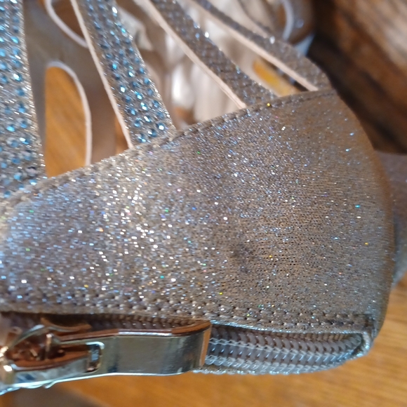 DE BLOSSOM PLATFORM HEELED SANDALS. - Picture 11 of 11